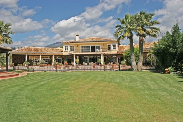 Nueva Andalucía, Marbella